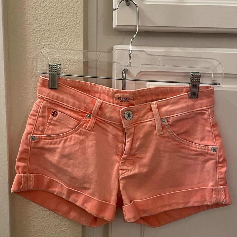 Hudson low rise Hampton shorts 25 but fits like 24